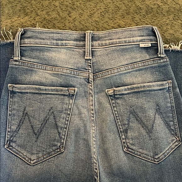 MOTHER Denim Jeans - Picture 3 of 4